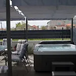 With Parking Space - 22015 Trogir