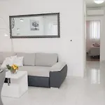 With Parking Space - 22015 Trogir